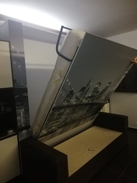 Drumul Taberei zona Piata-Parc Drumul Taberei (Moghioros), Auchan