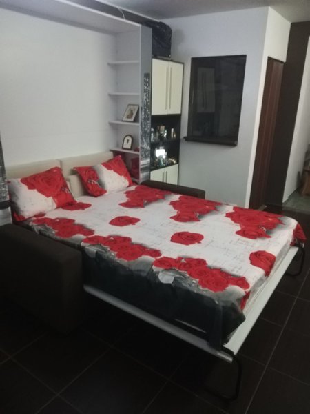 Drumul Taberei zona Piata-Parc Drumul Taberei (Moghioros), Auchan