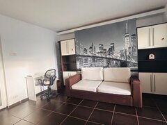 Drumul Taberei zona Piata-Parc Drumul Taberei (Moghioros), Auchan